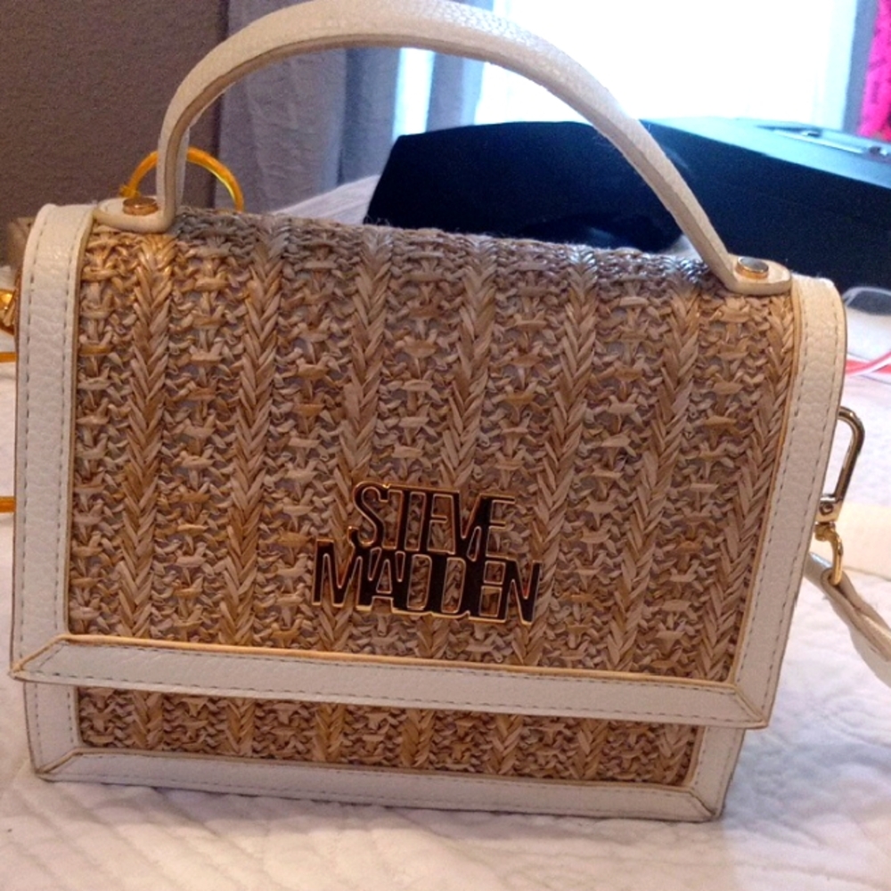 Steve Madden White and Gold Women's Bag